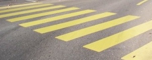 黄色い横断歩道がまた減ります